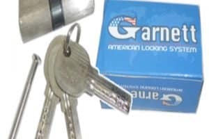 081809595918 (XL) | Mata Kunci Cylinder kecil “GARNET” Comp