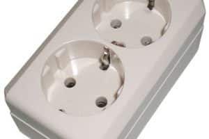 081809595918 (XL) | Stop Kontak 2 Lubang Arde “BROCO”