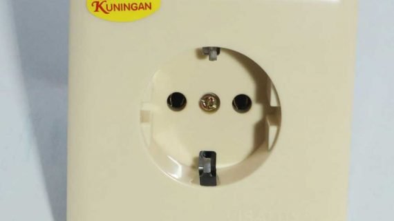 IB Stop Kontak “VISALUX” VS-8016 (168)